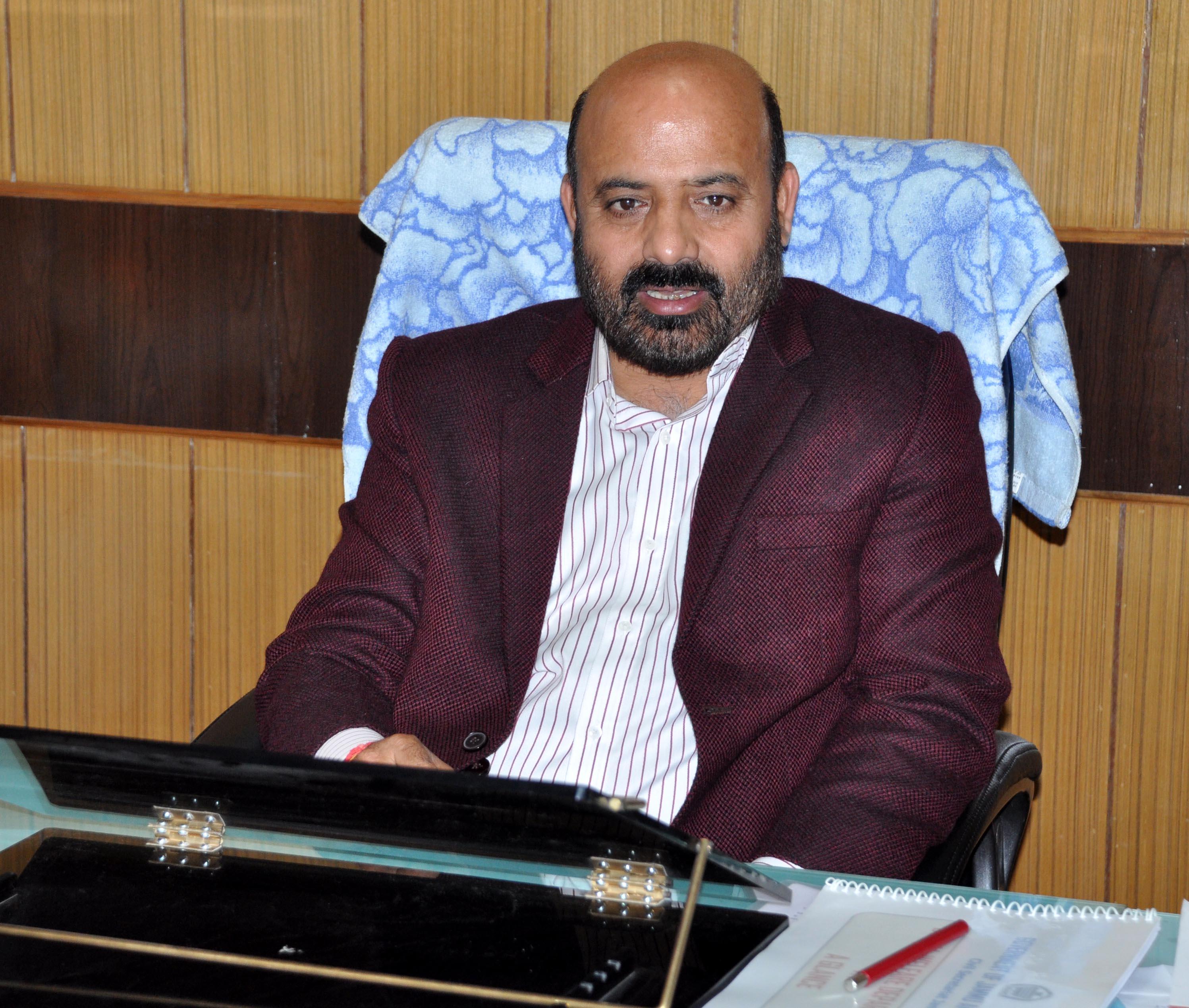 AIIMS issue politicized: BJP minister